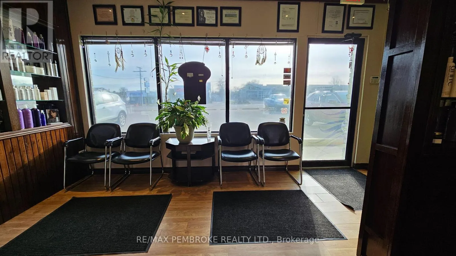 C - 3468 PETAWAWA BOULEVARD, #C