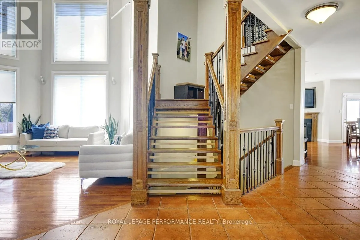 6598 COURTLAND GROVE CRESCENT