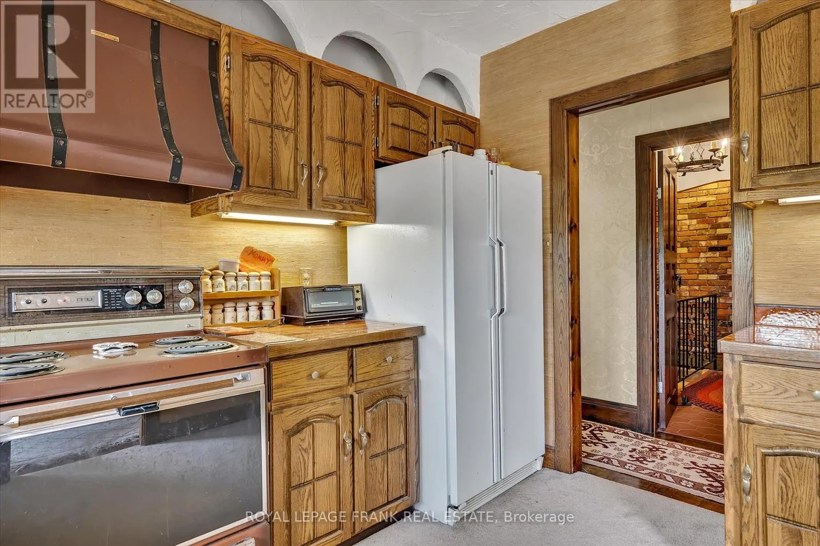 1194 BIRCHVIEW ROAD