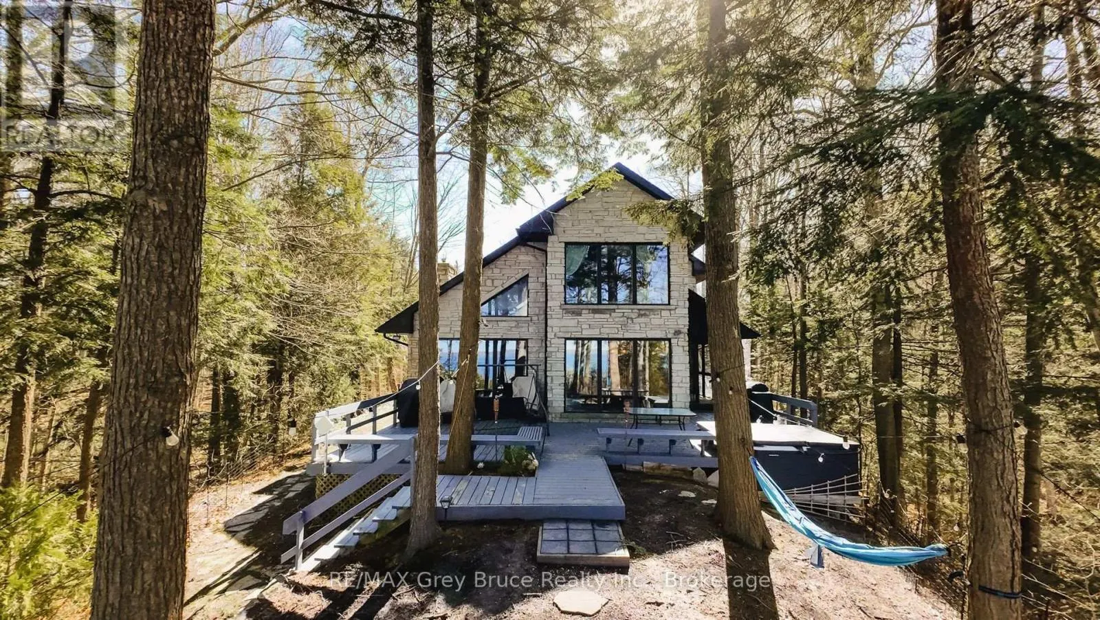 128 THORNRIDGE ROAD