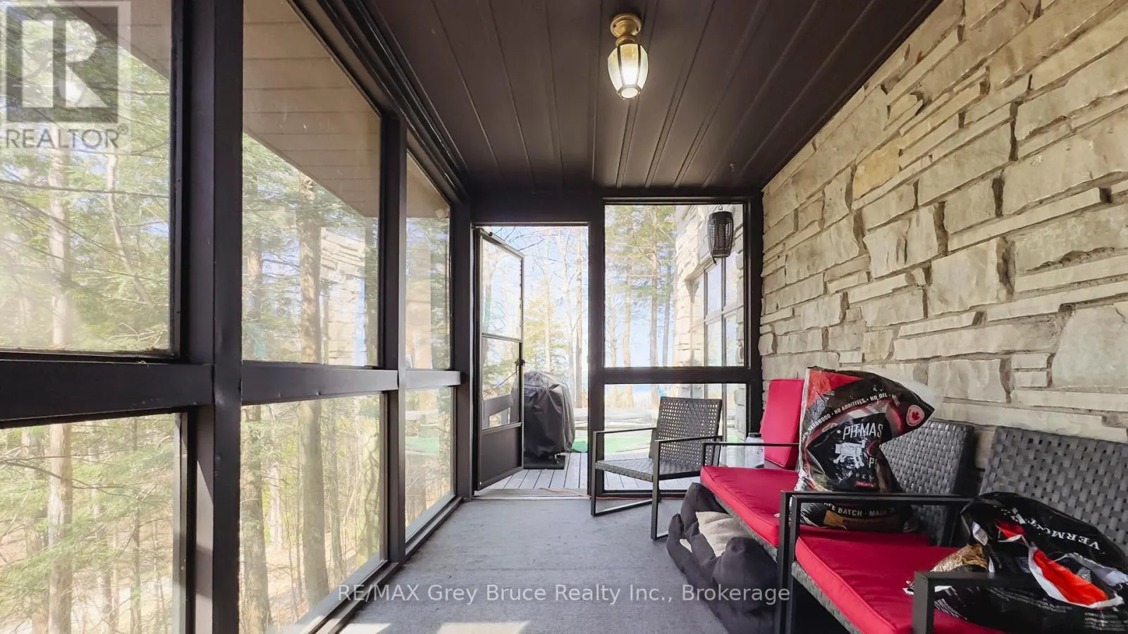 128 THORNRIDGE ROAD