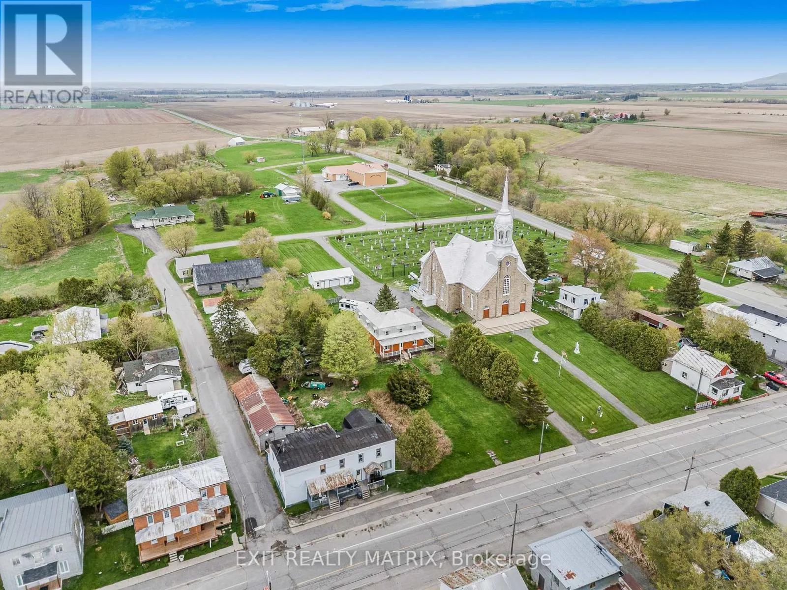 729 COUNTY RD 18 ROAD