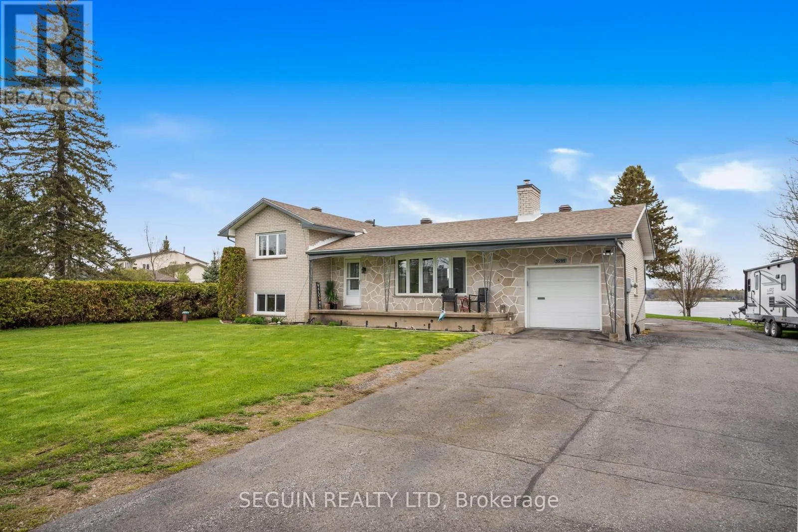3595 FRONT ROAD