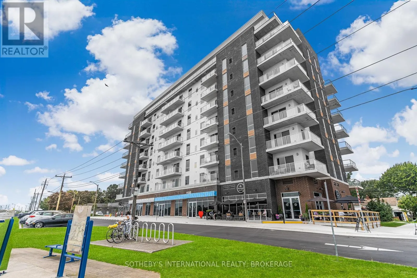 707 - 118 WEST STREET, #707