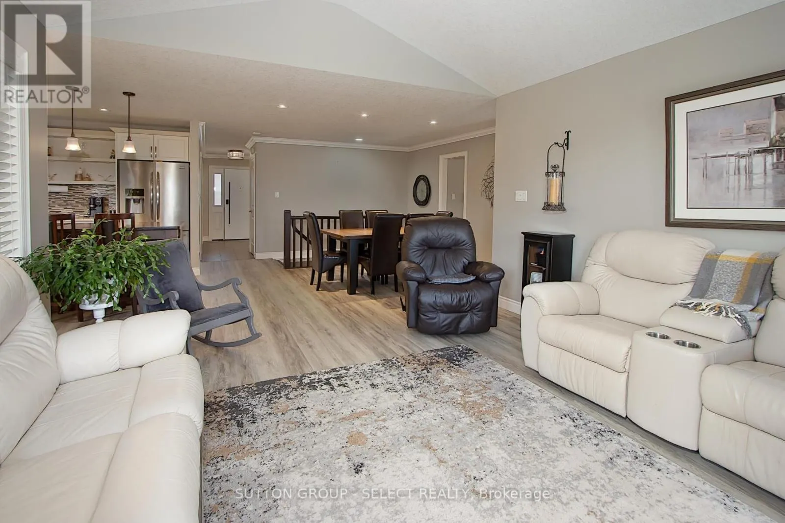 70 SHAW VALLEY DRIVE
