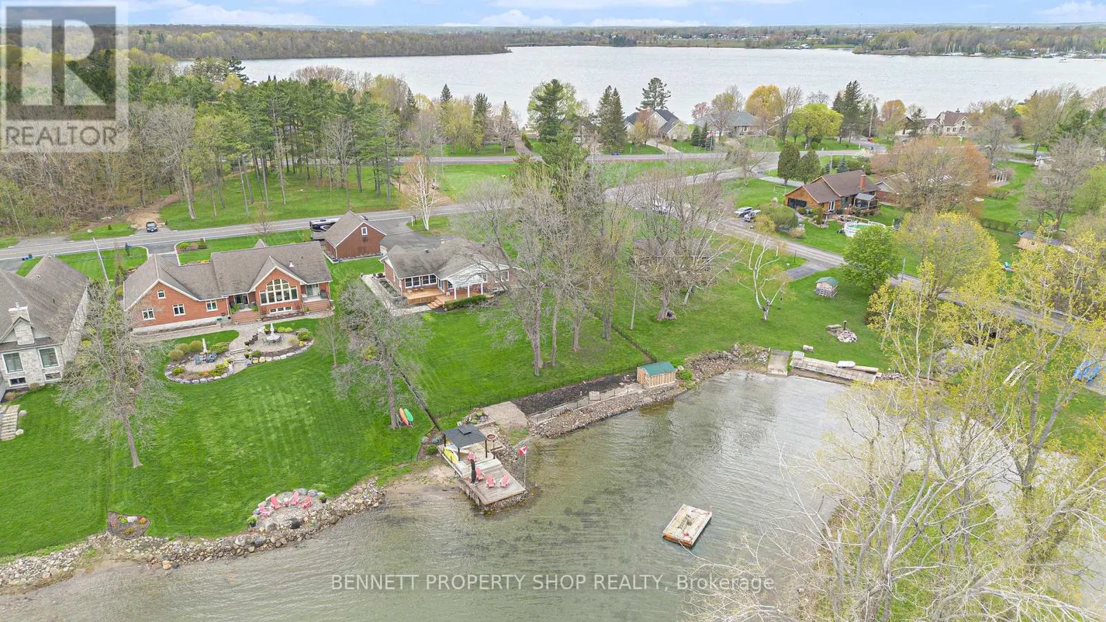 16084 LAKESIDE DRIVE