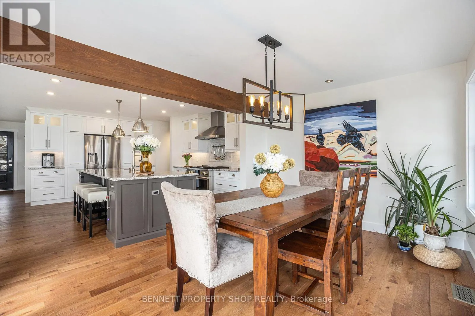 16084 LAKESIDE DRIVE