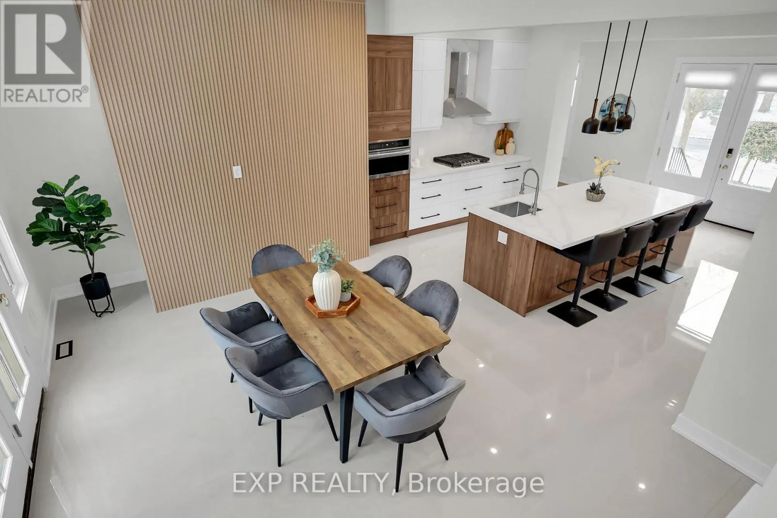 6638 CALAGUIRO DRIVE