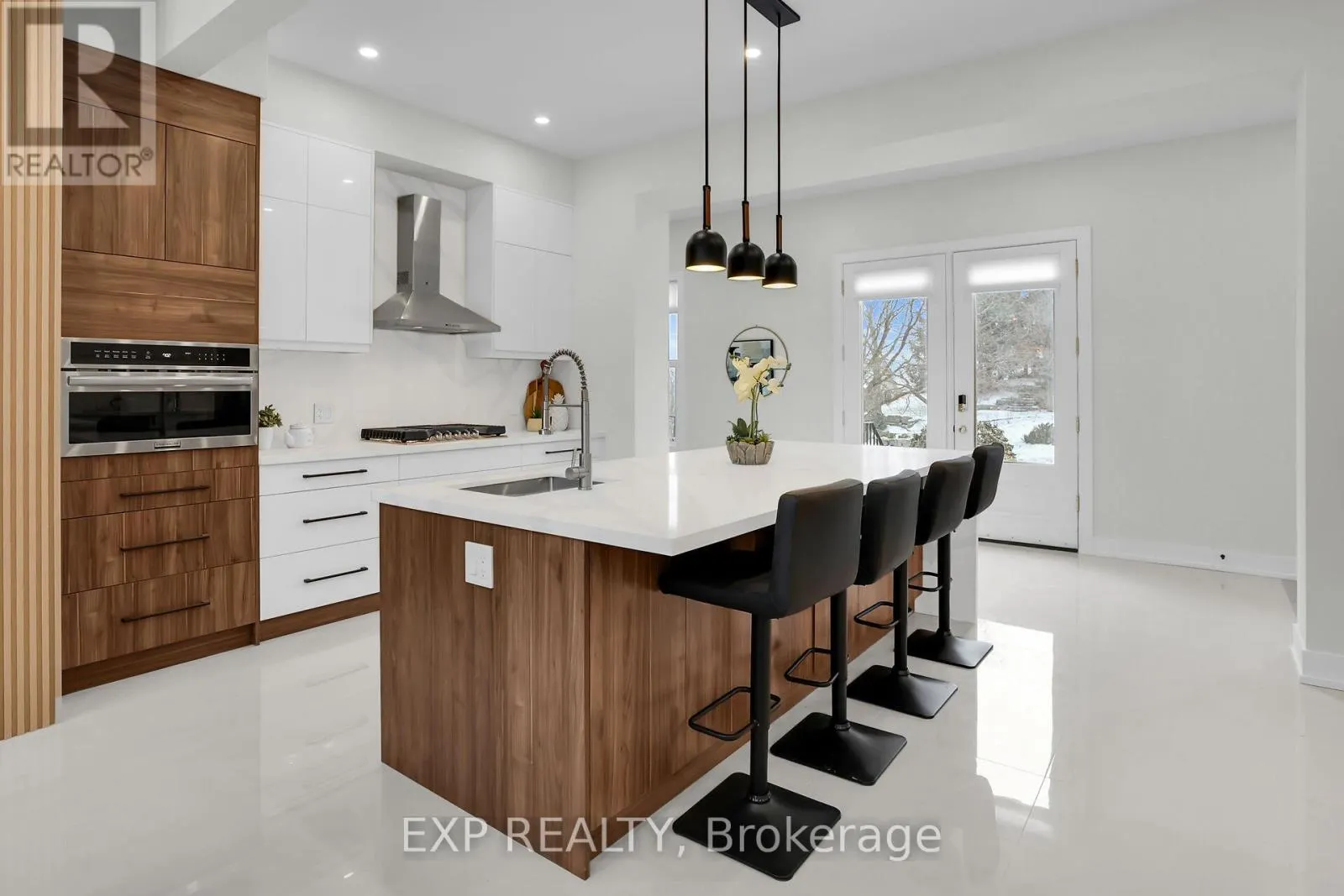 6638 CALAGUIRO DRIVE