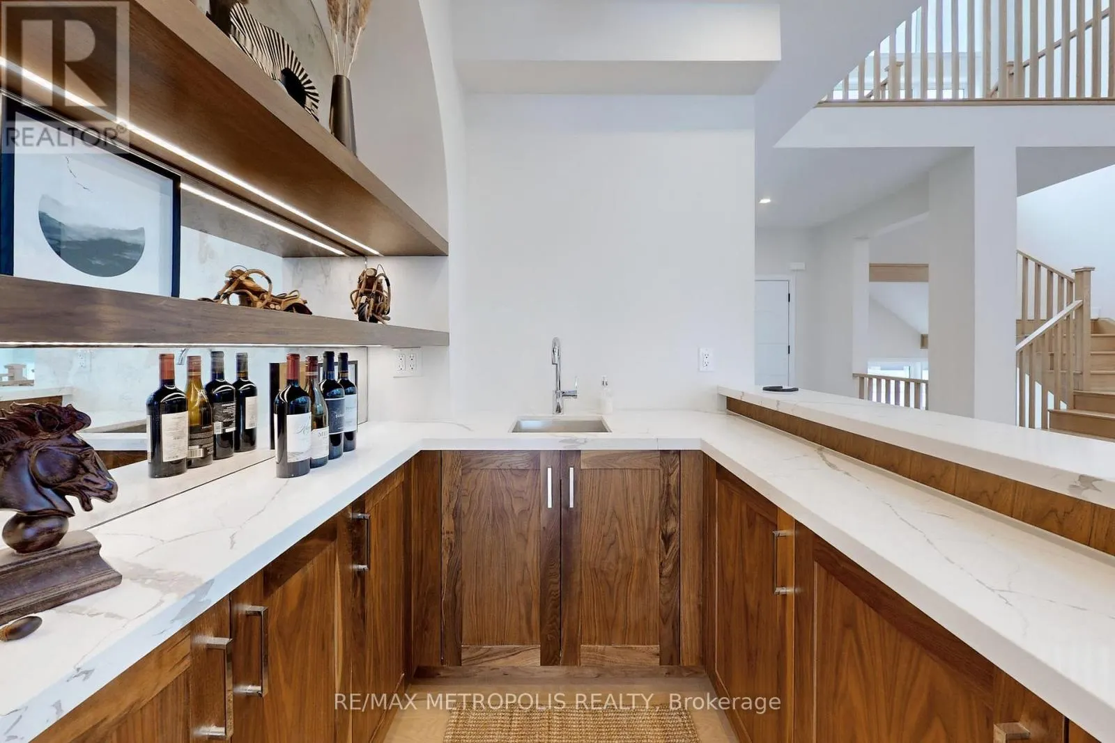 104 STONELEIGH DRIVE
