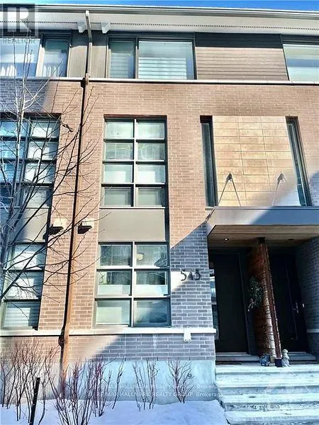 543 DE MAZENOD AVENUE