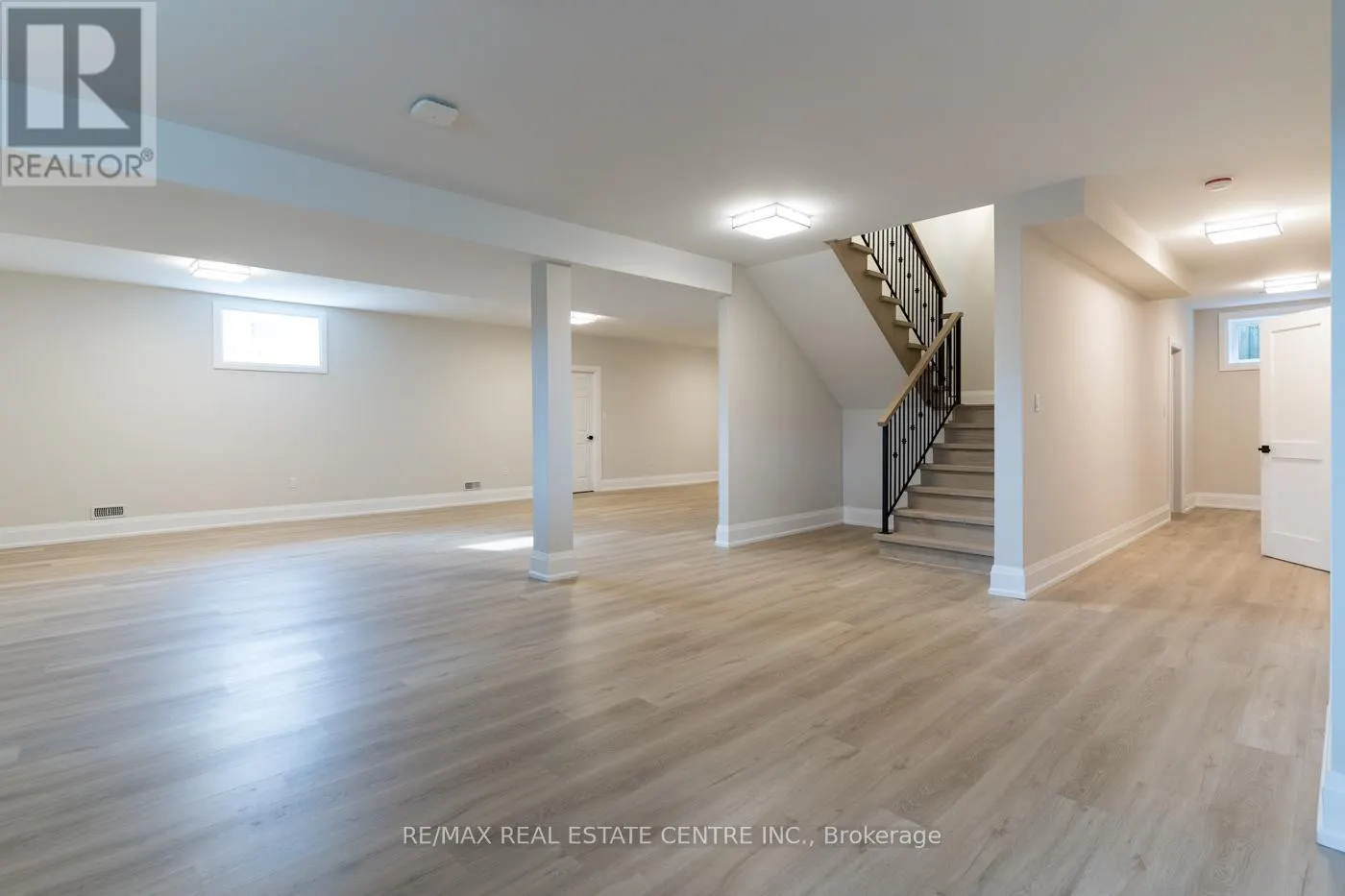 1 WEST AVENUE