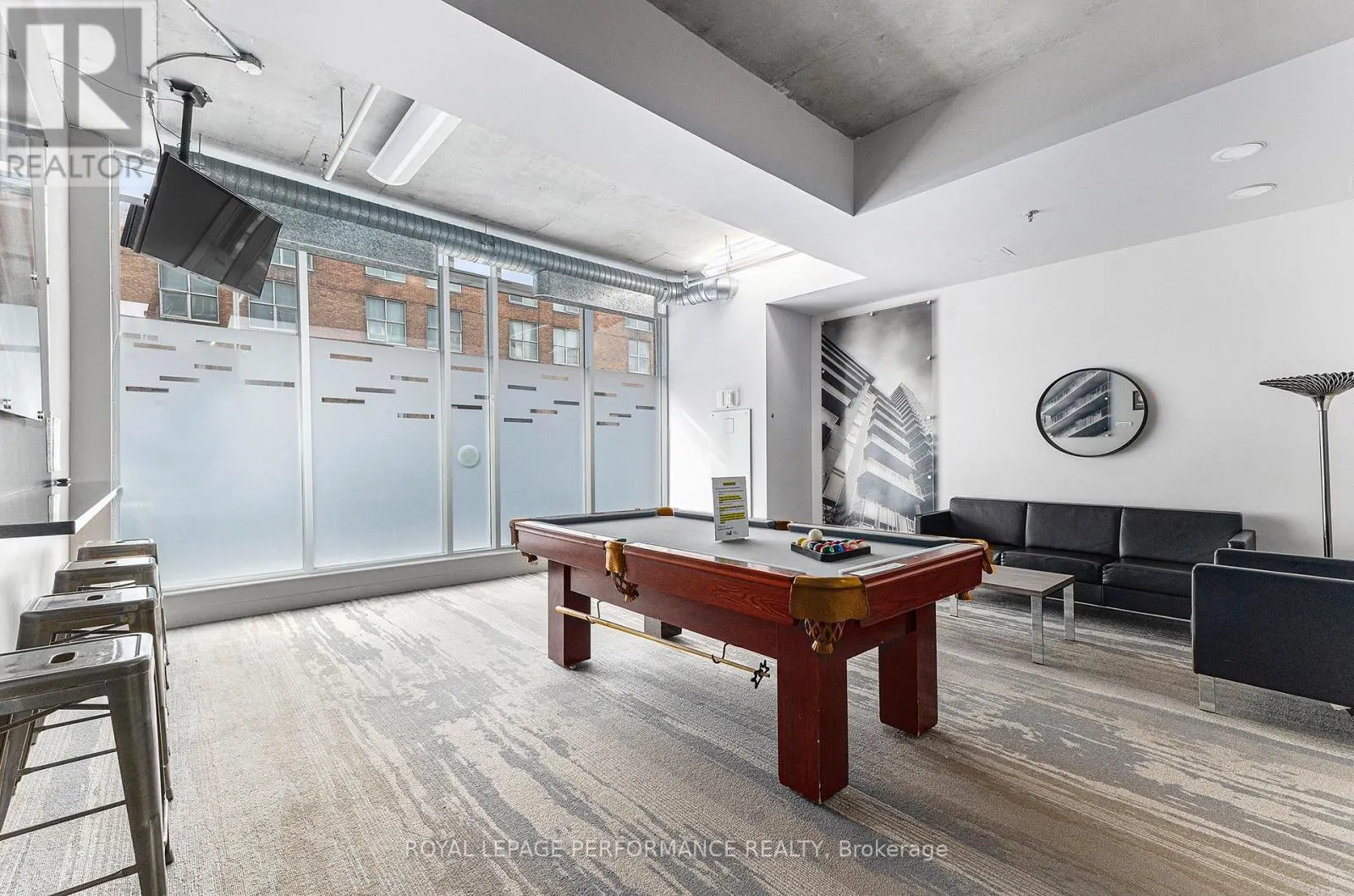 302 - 180 YORK STREET