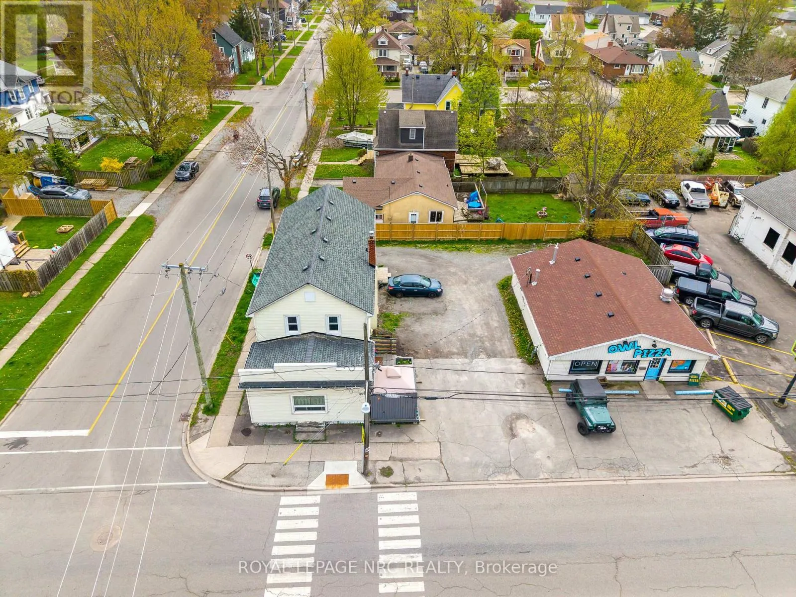 396 MAIN STREET W