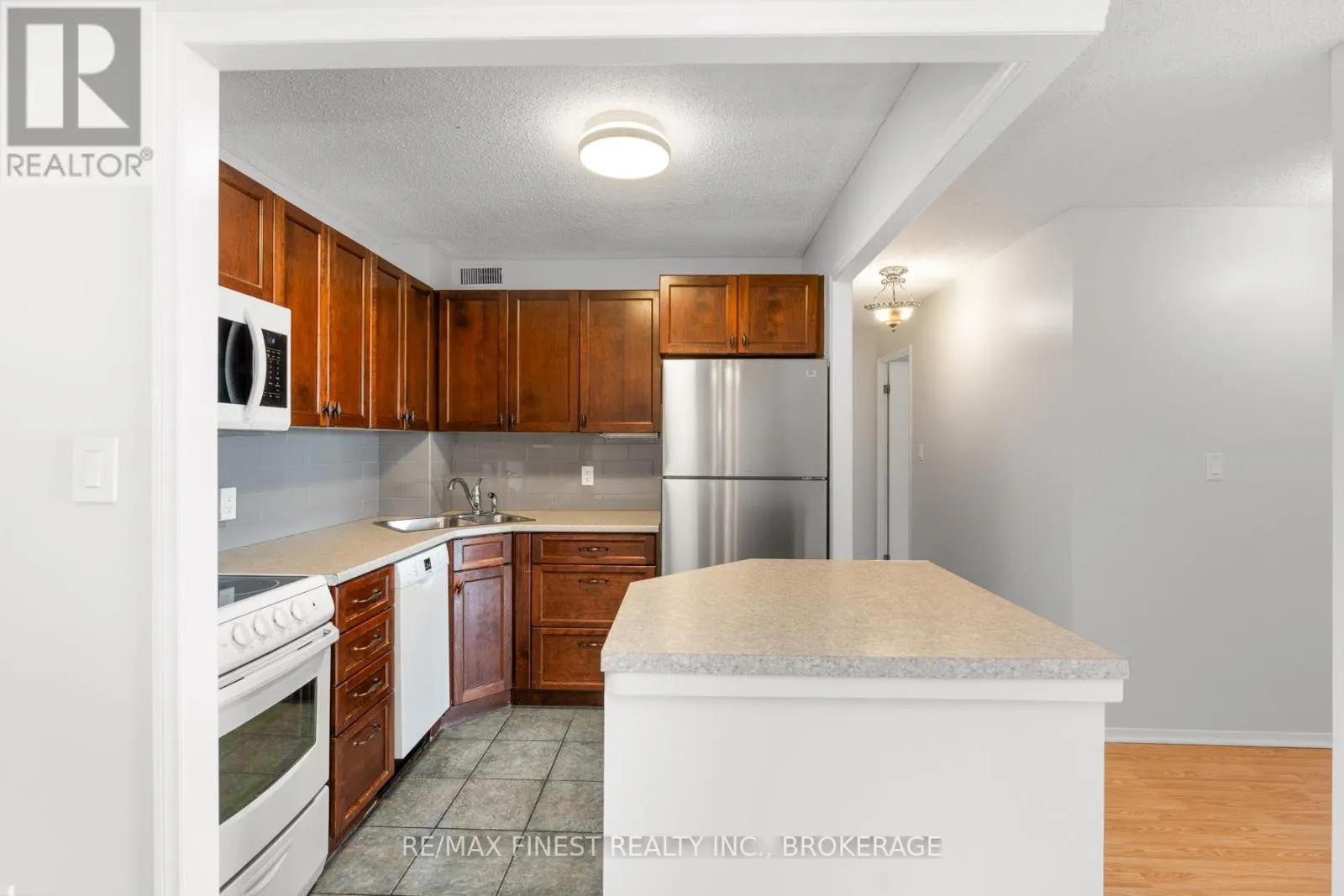 508 - 120 BARRETT COURT, #508