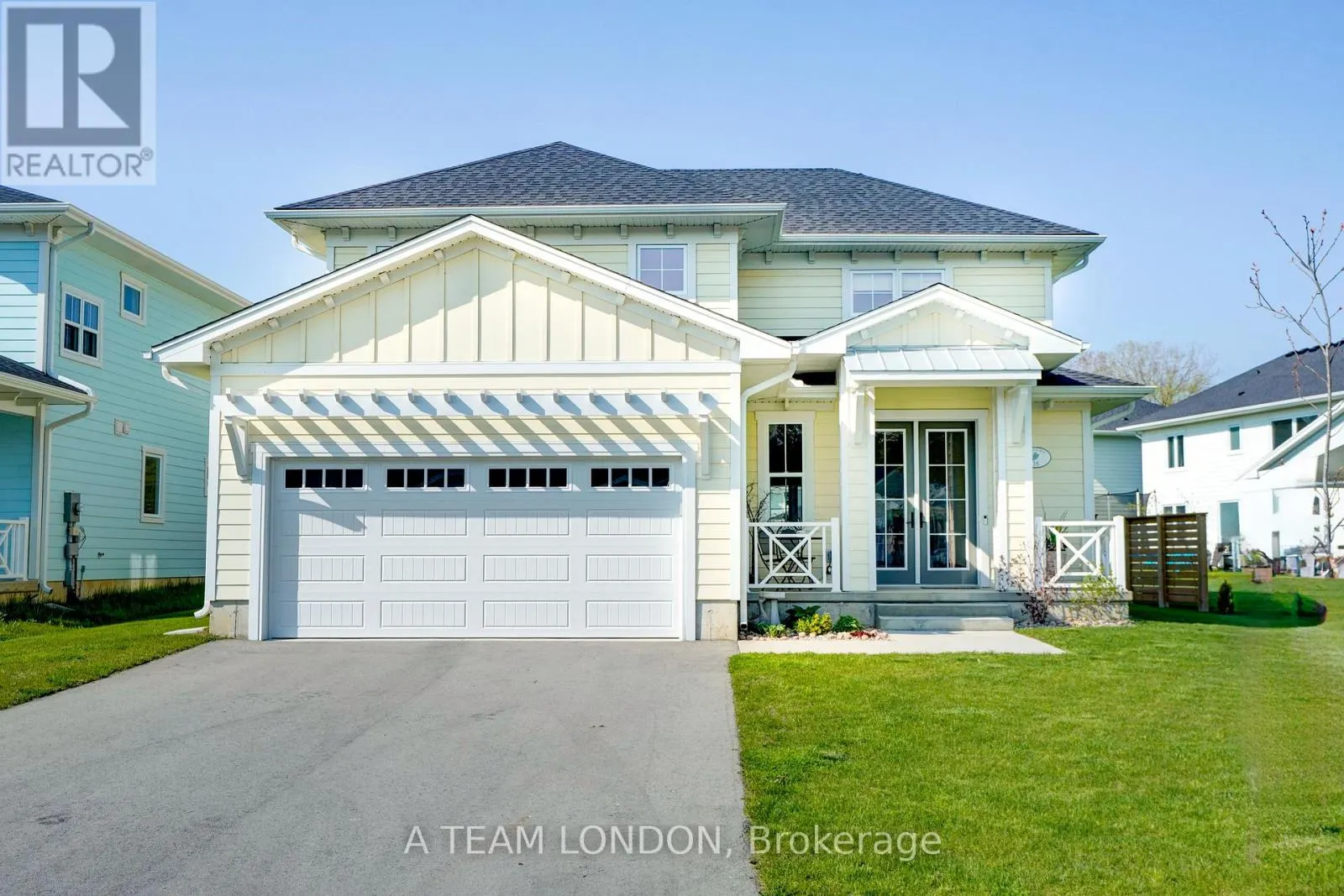 35 REGATTA WAY