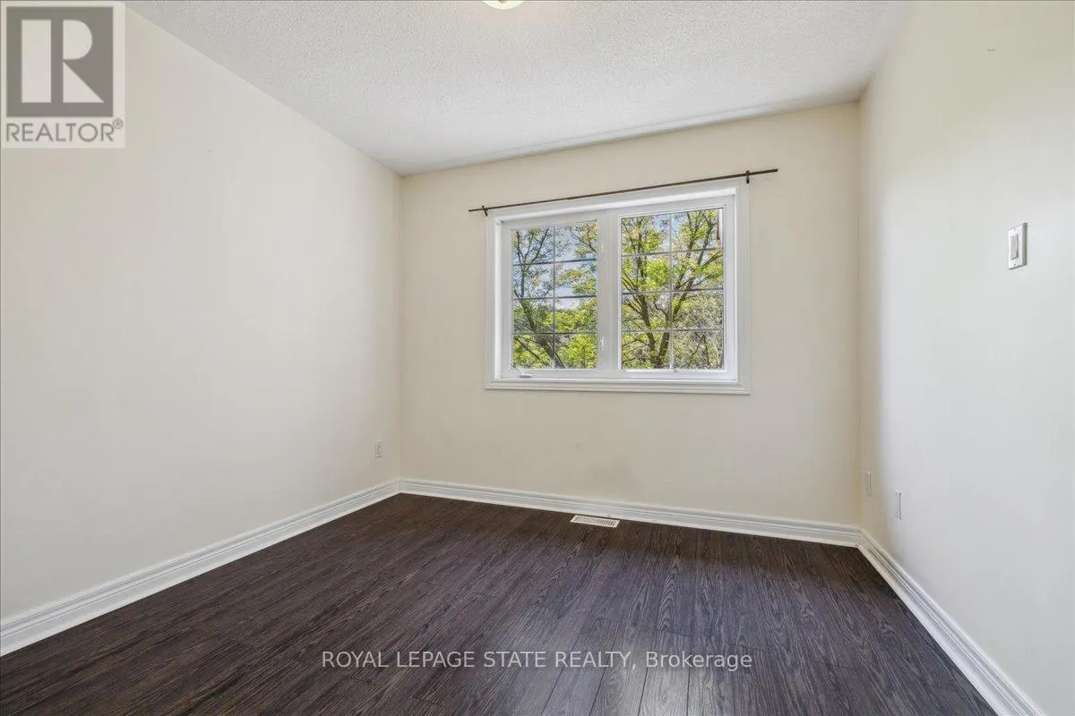 16 - 100 BEDDOE DRIVE