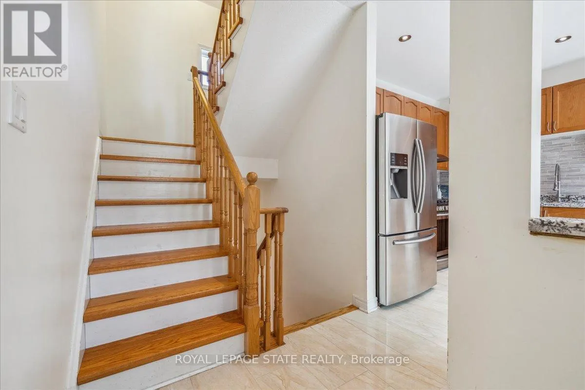 16 - 100 BEDDOE DRIVE