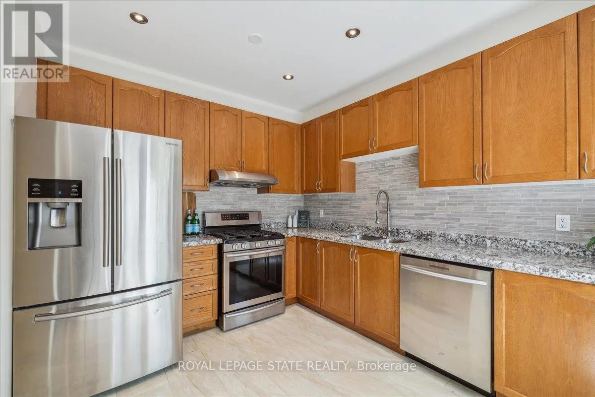 16 - 100 BEDDOE DRIVE