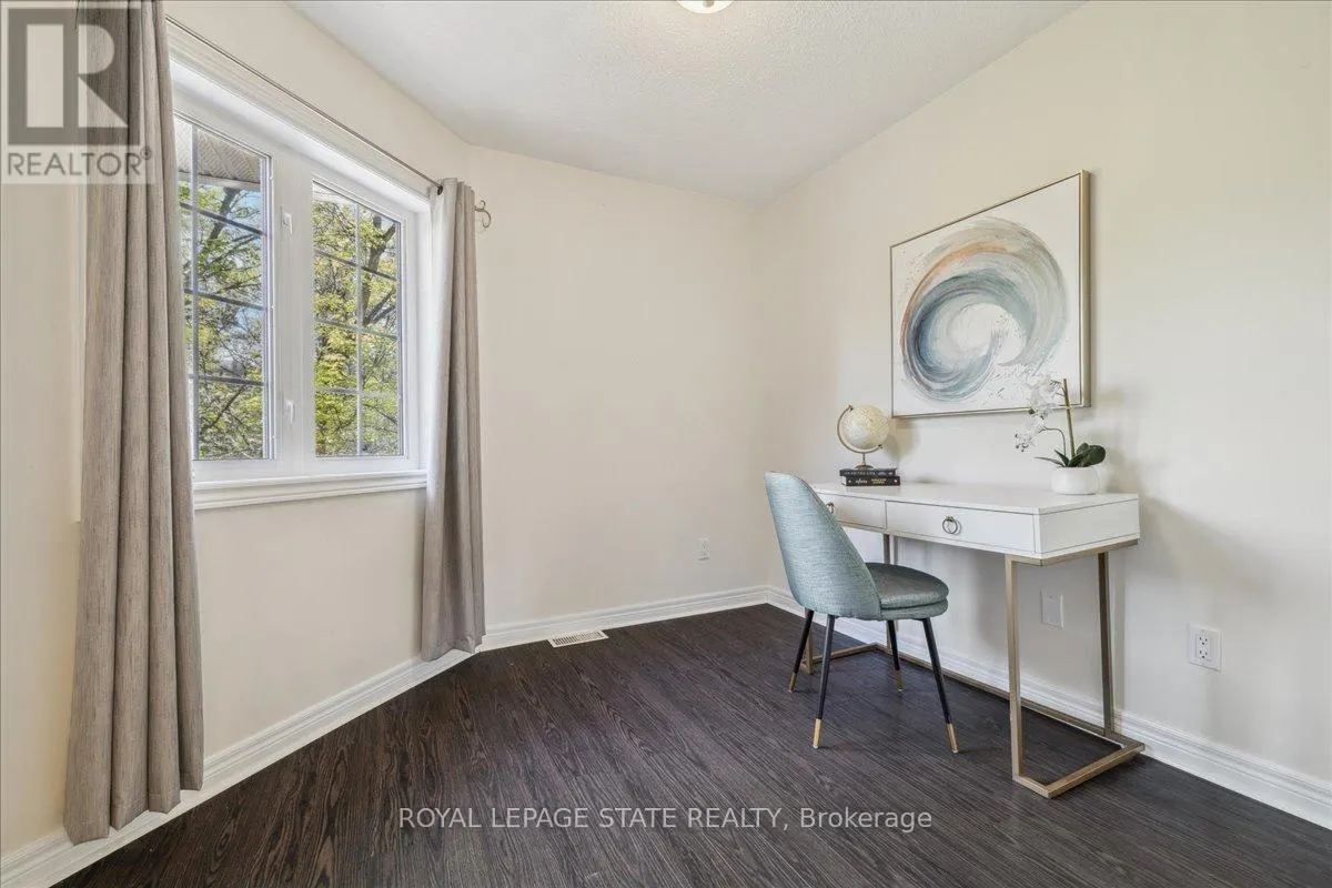 16 - 100 BEDDOE DRIVE