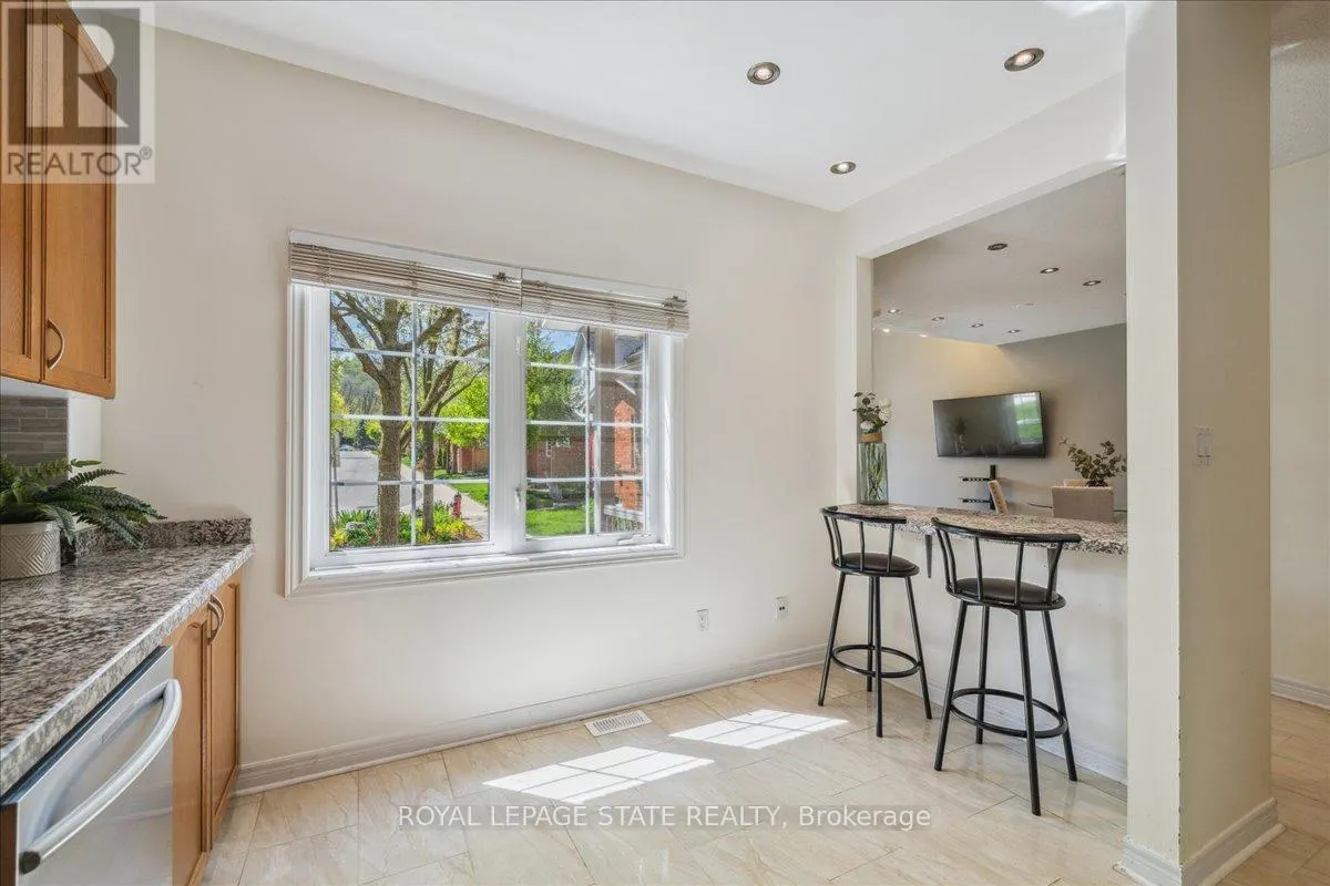 16 - 100 BEDDOE DRIVE