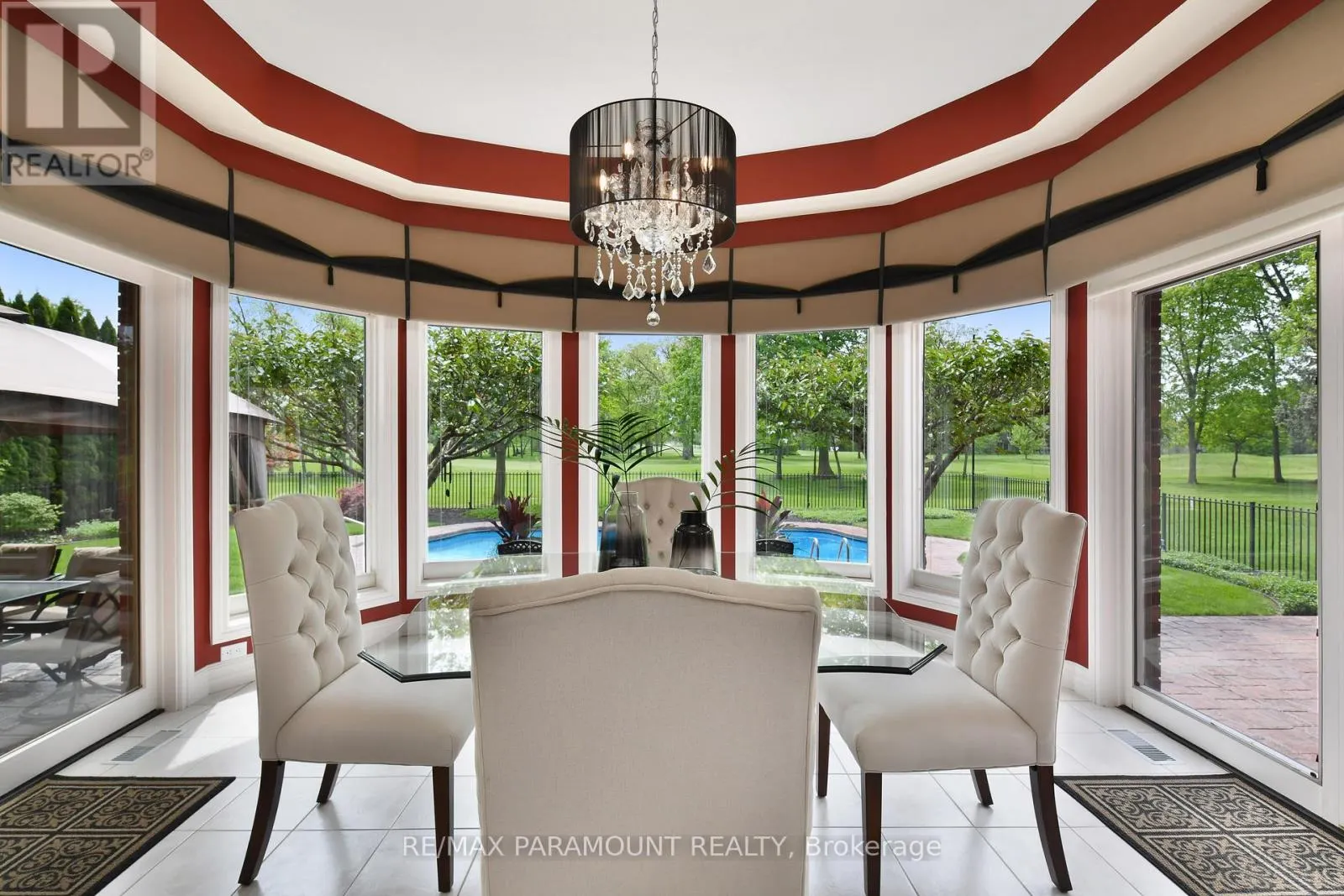 141 CLUBVIEW DRIVE