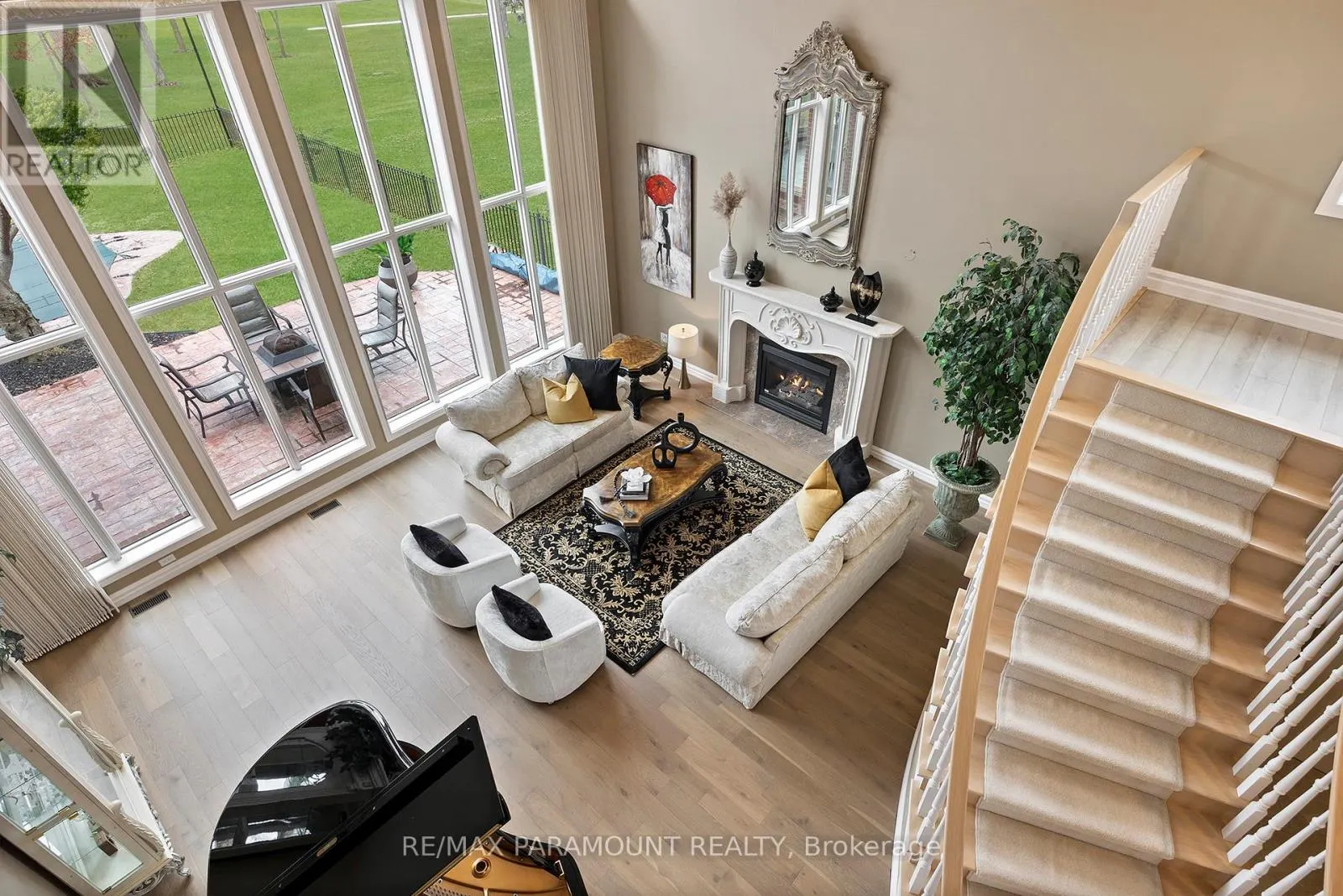 141 CLUBVIEW DRIVE