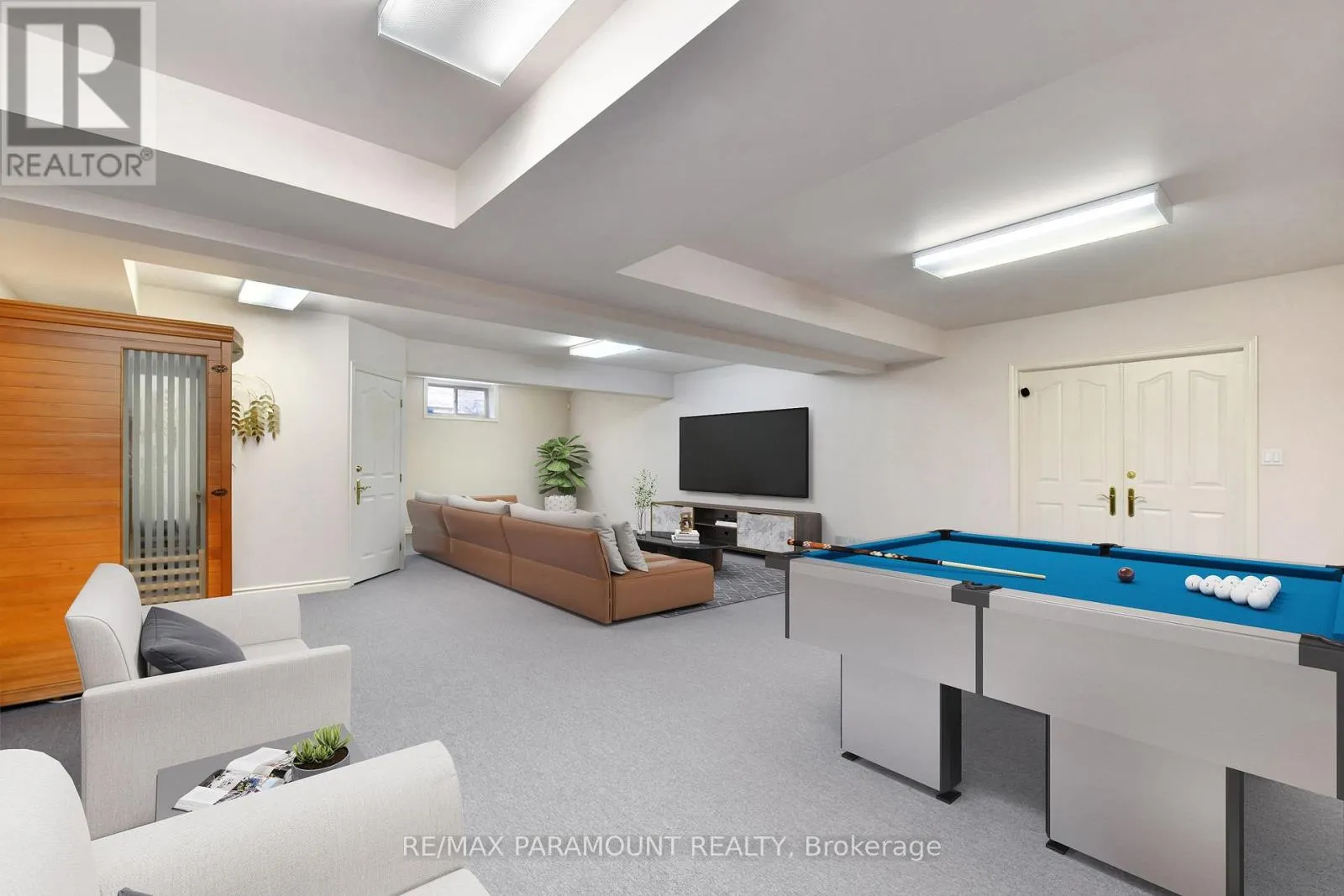 141 CLUBVIEW DRIVE