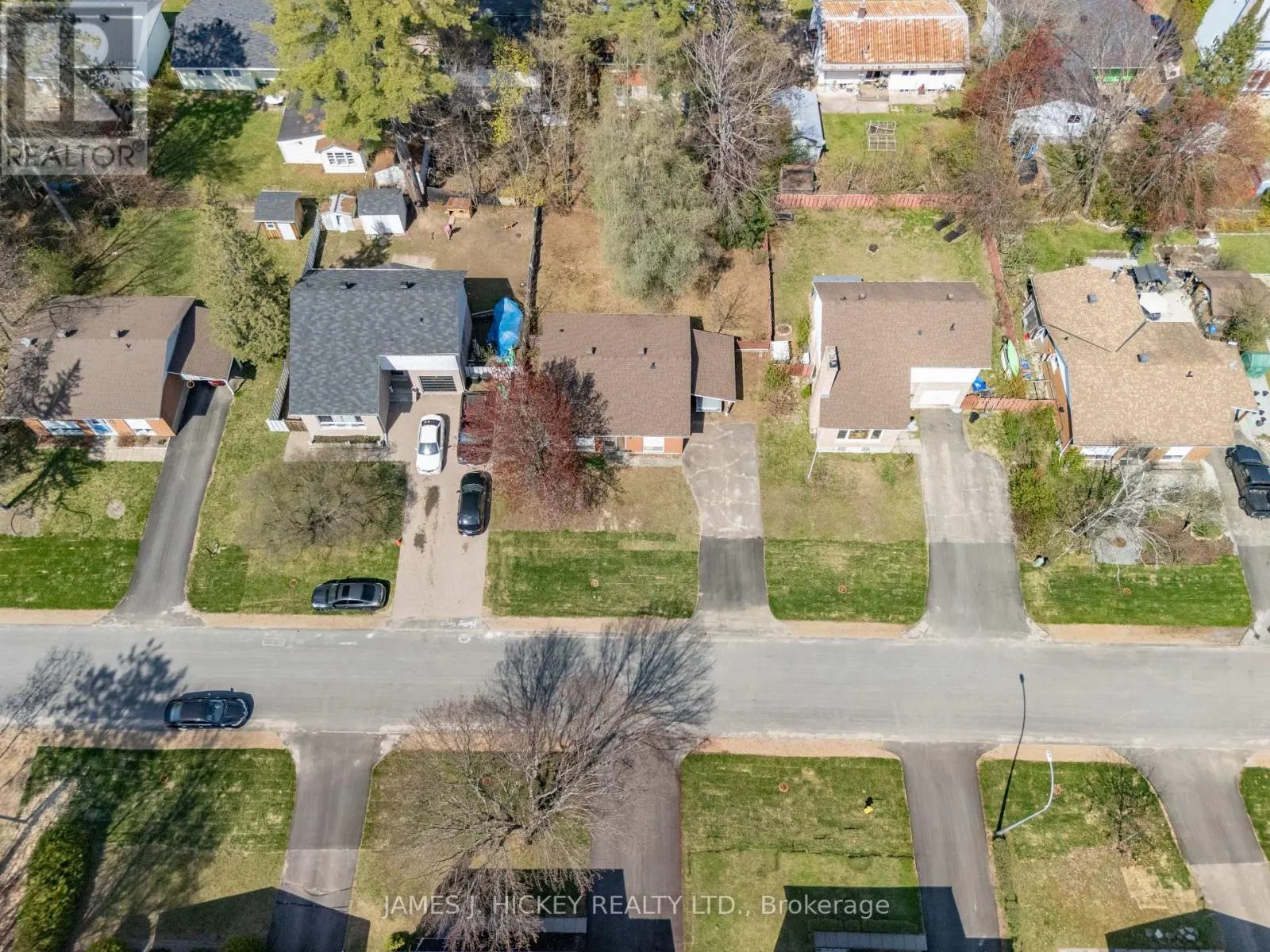 5 HAMMOND COURT
