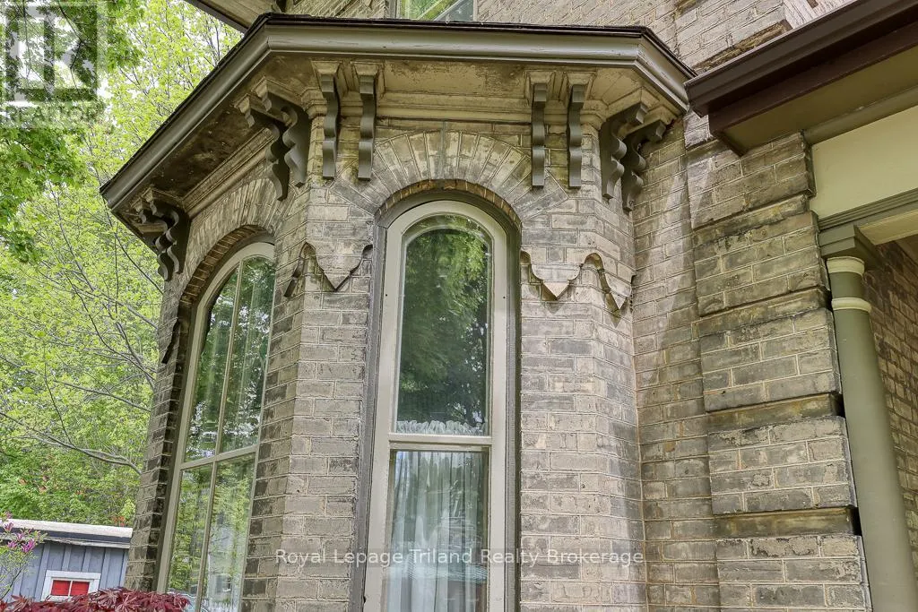 94 ROLPH STREET