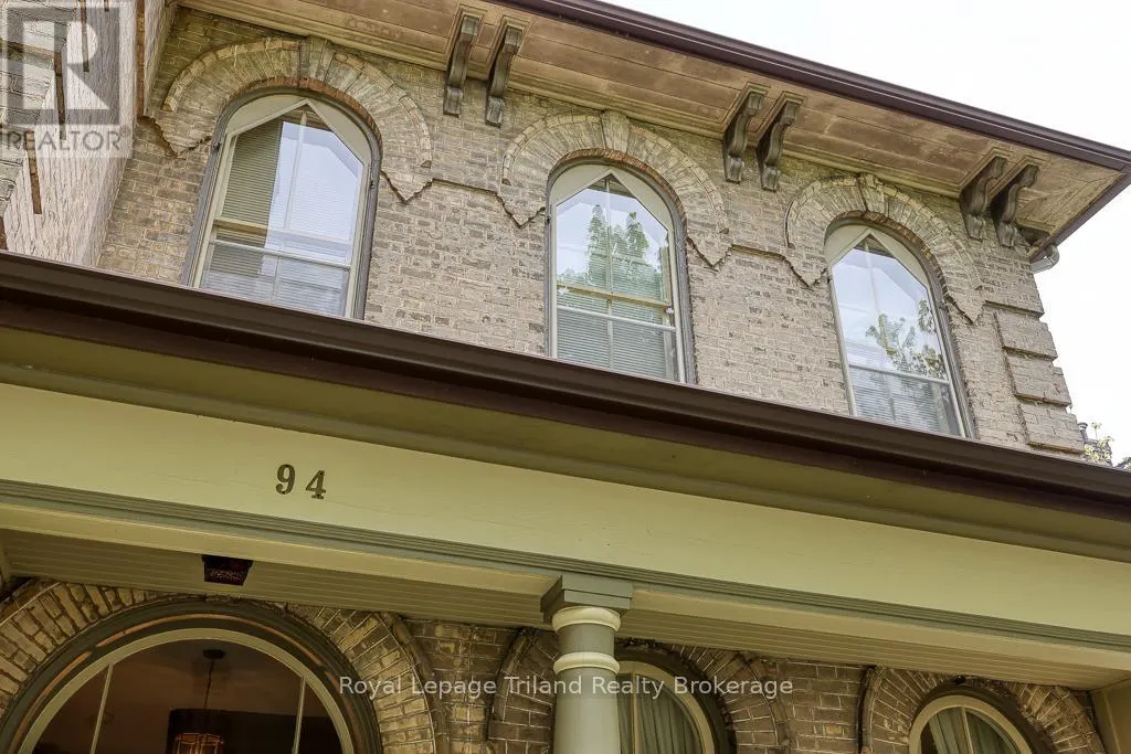 94 ROLPH STREET