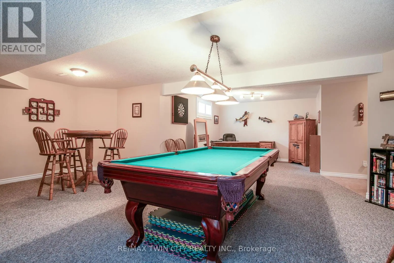 58 ZINKANN CRESCENT