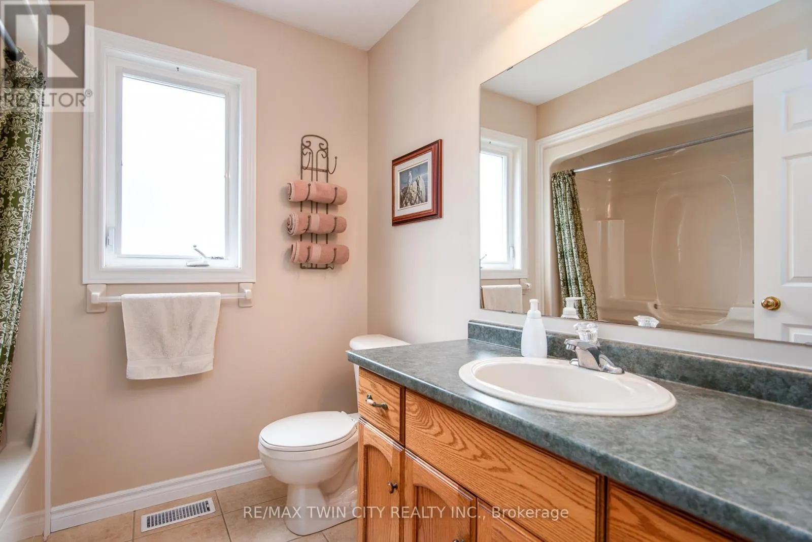 58 ZINKANN CRESCENT