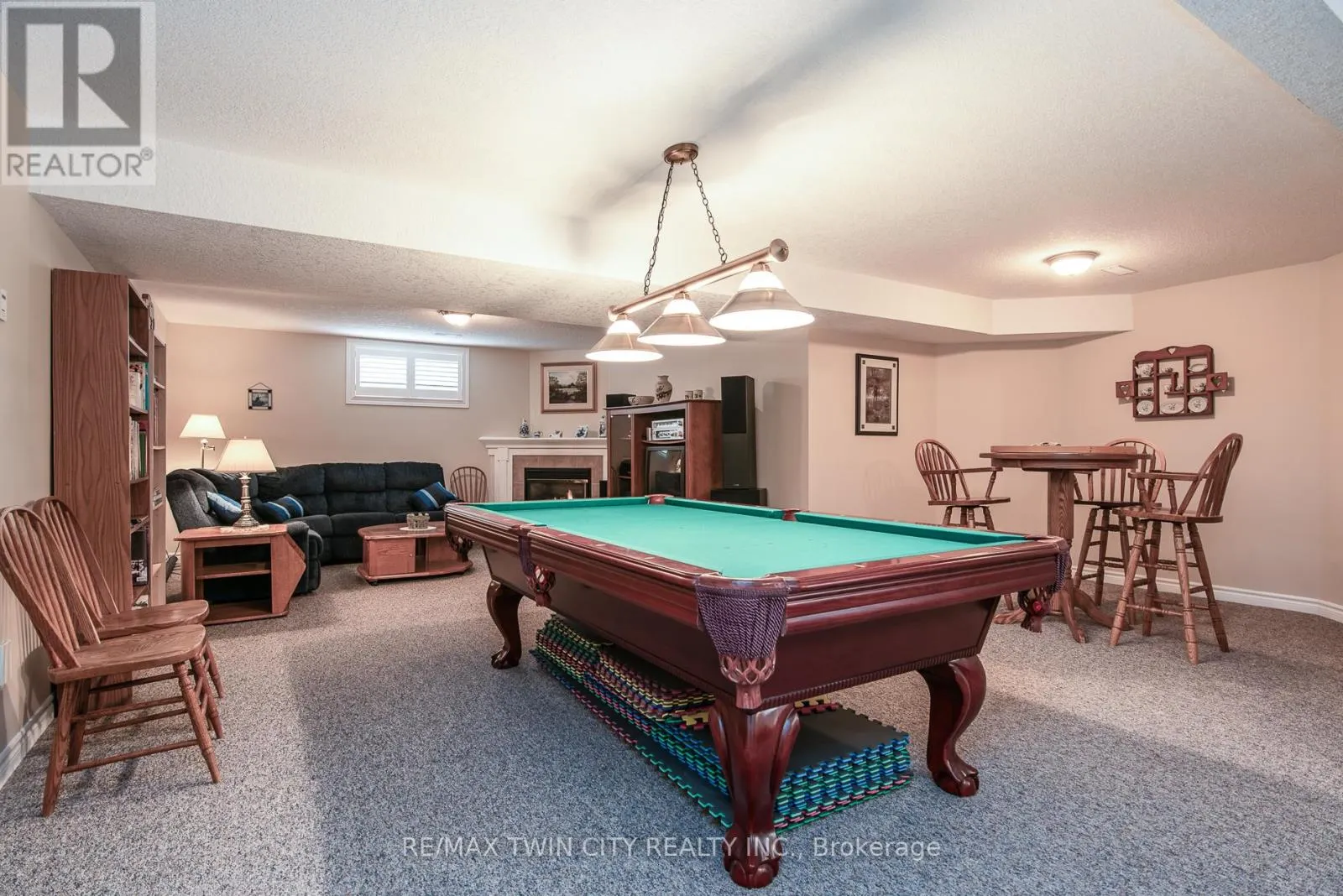 58 ZINKANN CRESCENT