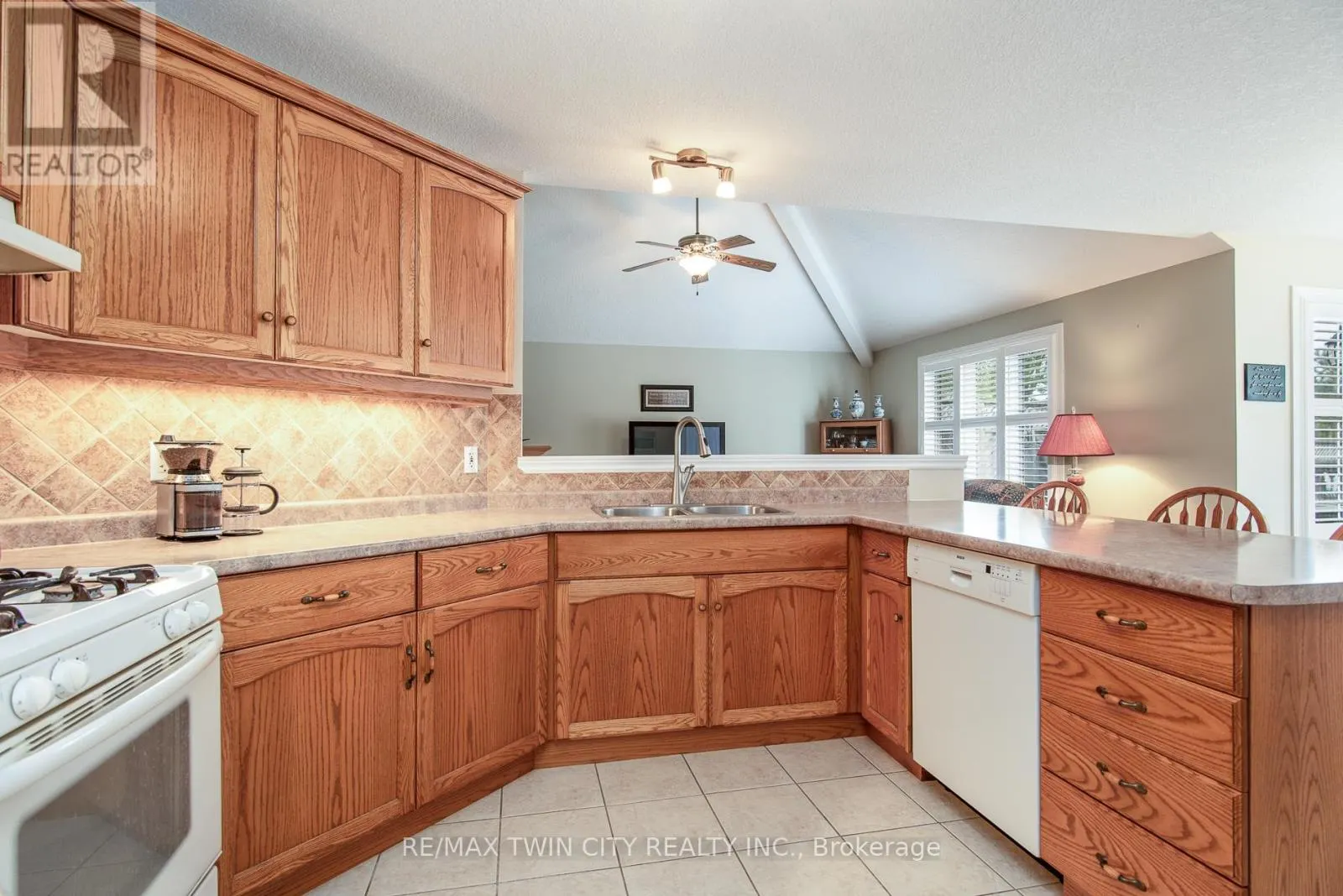 58 ZINKANN CRESCENT