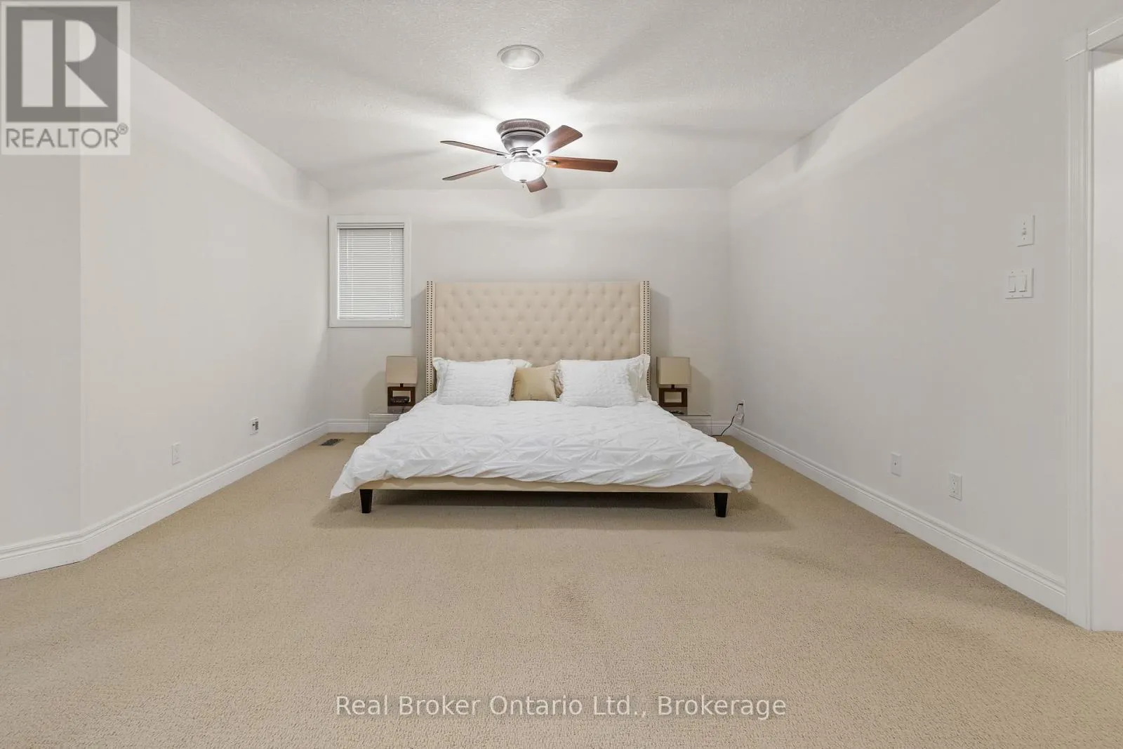 45 PIONEER TOWER CRESCENT