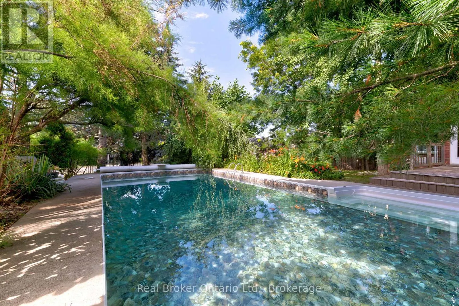 45 PIONEER TOWER CRESCENT