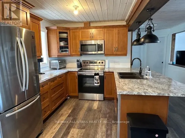15 MANCHESTER TRAIL