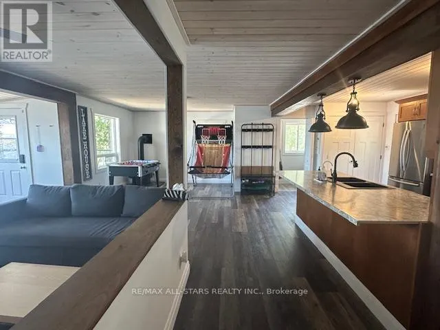 15 MANCHESTER TRAIL