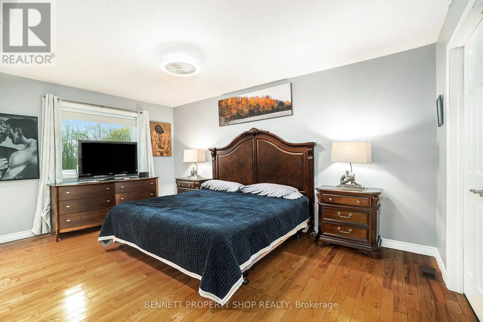39 FRONT STREET E