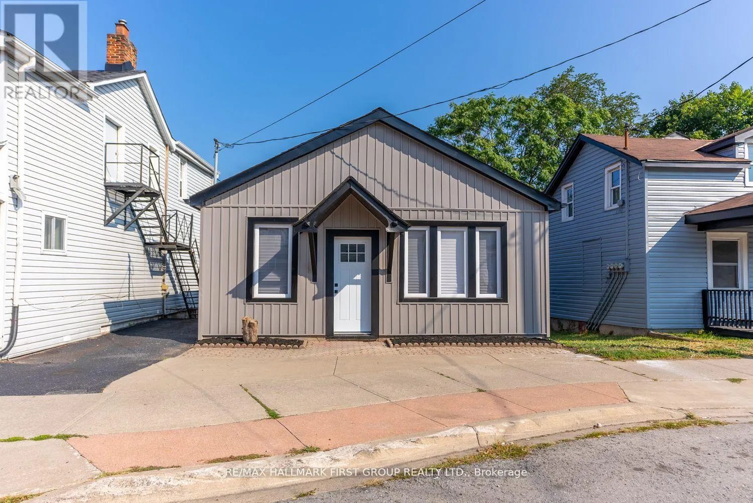 53 QUEENSTON STREET