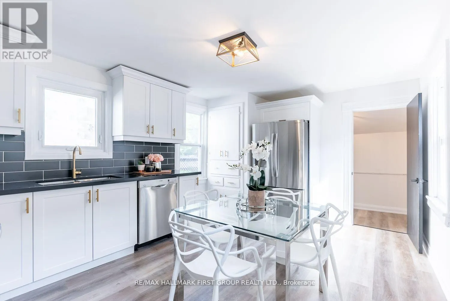 53 QUEENSTON STREET