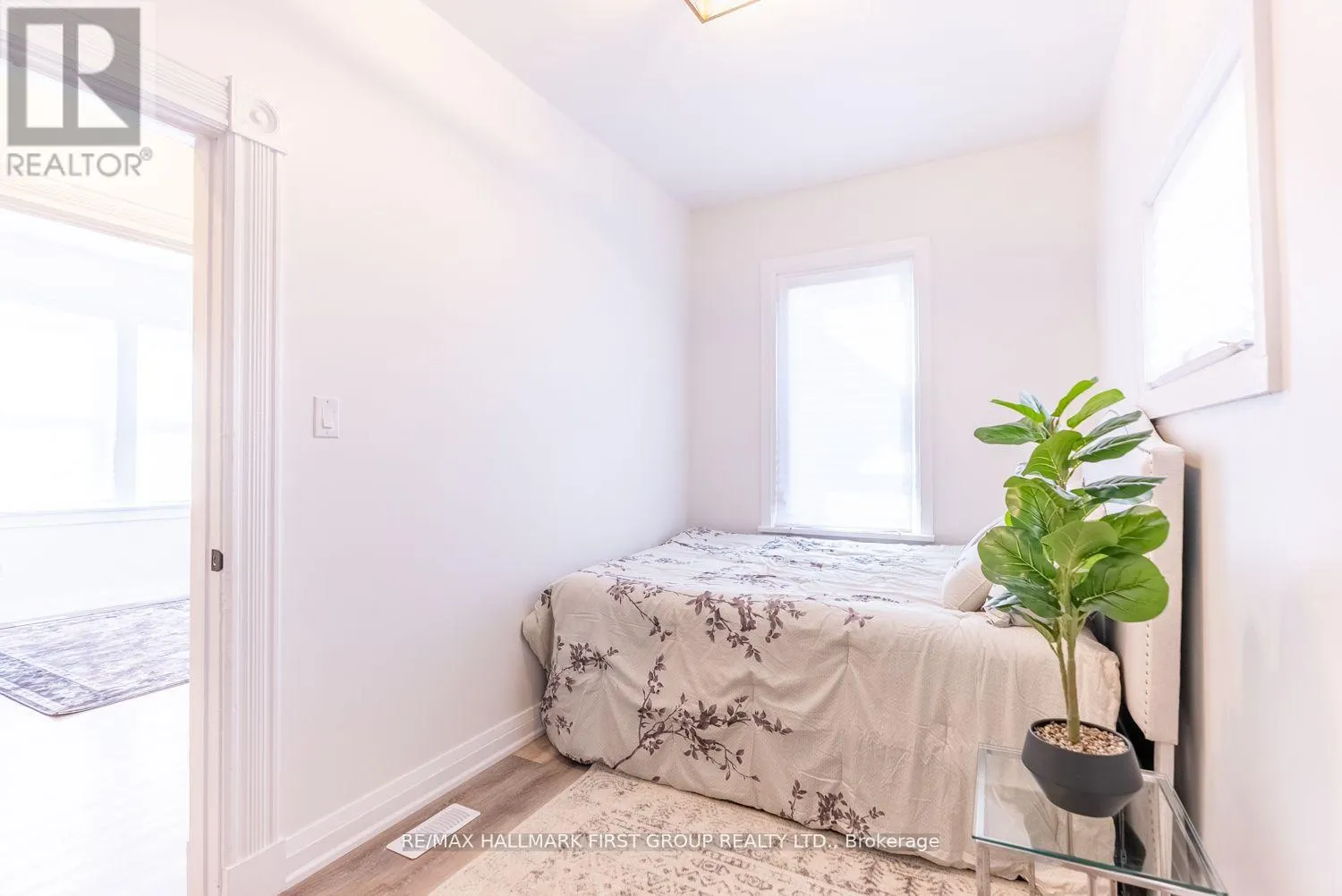 53 QUEENSTON STREET