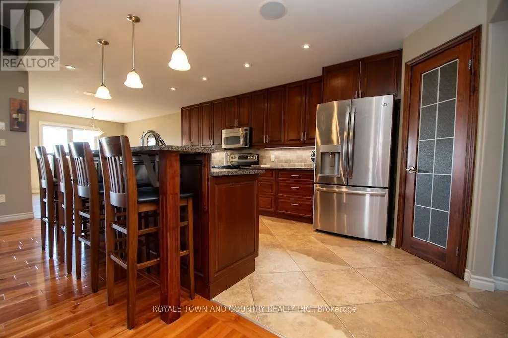 1308 RIVER ROAD