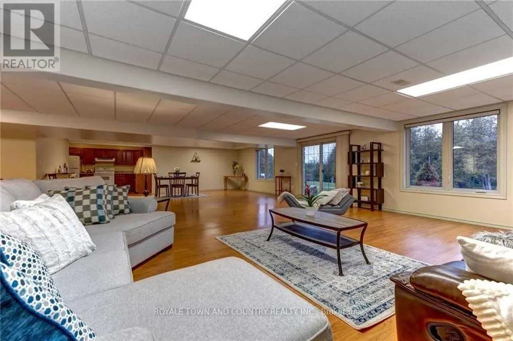 1308 RIVER ROAD