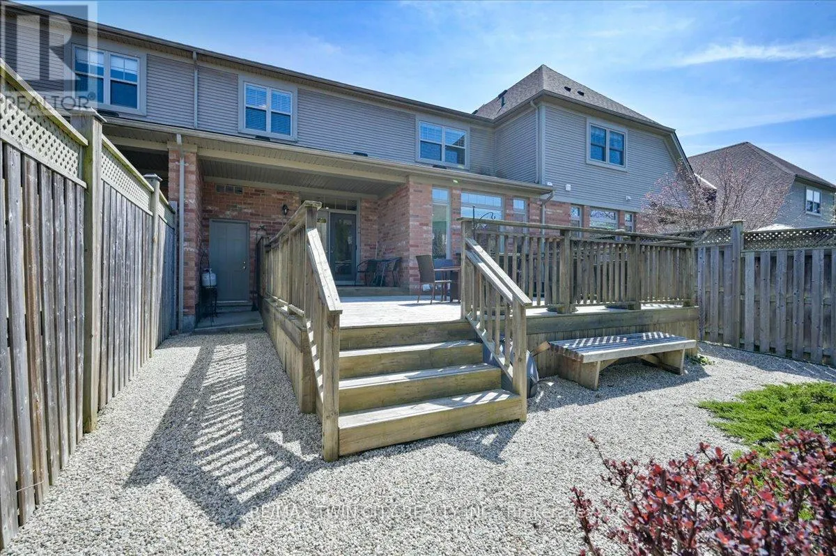 285 DOON SOUTH DRIVE