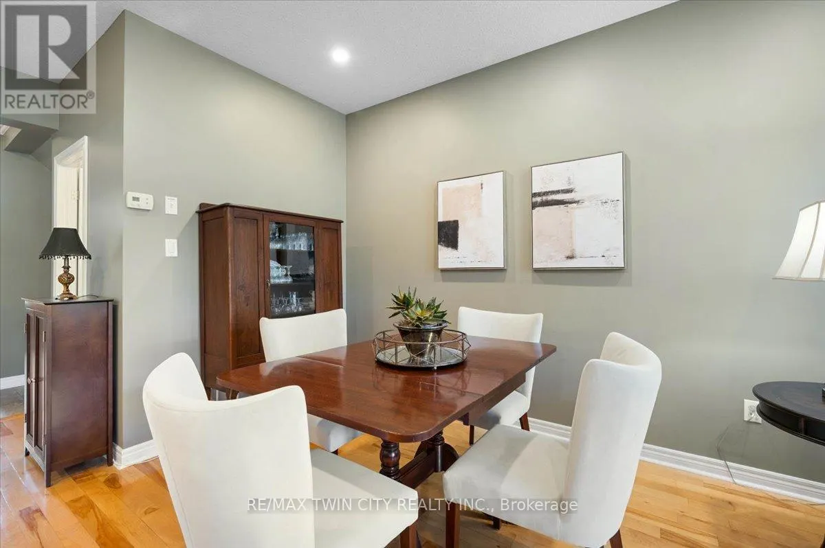 285 DOON SOUTH DRIVE