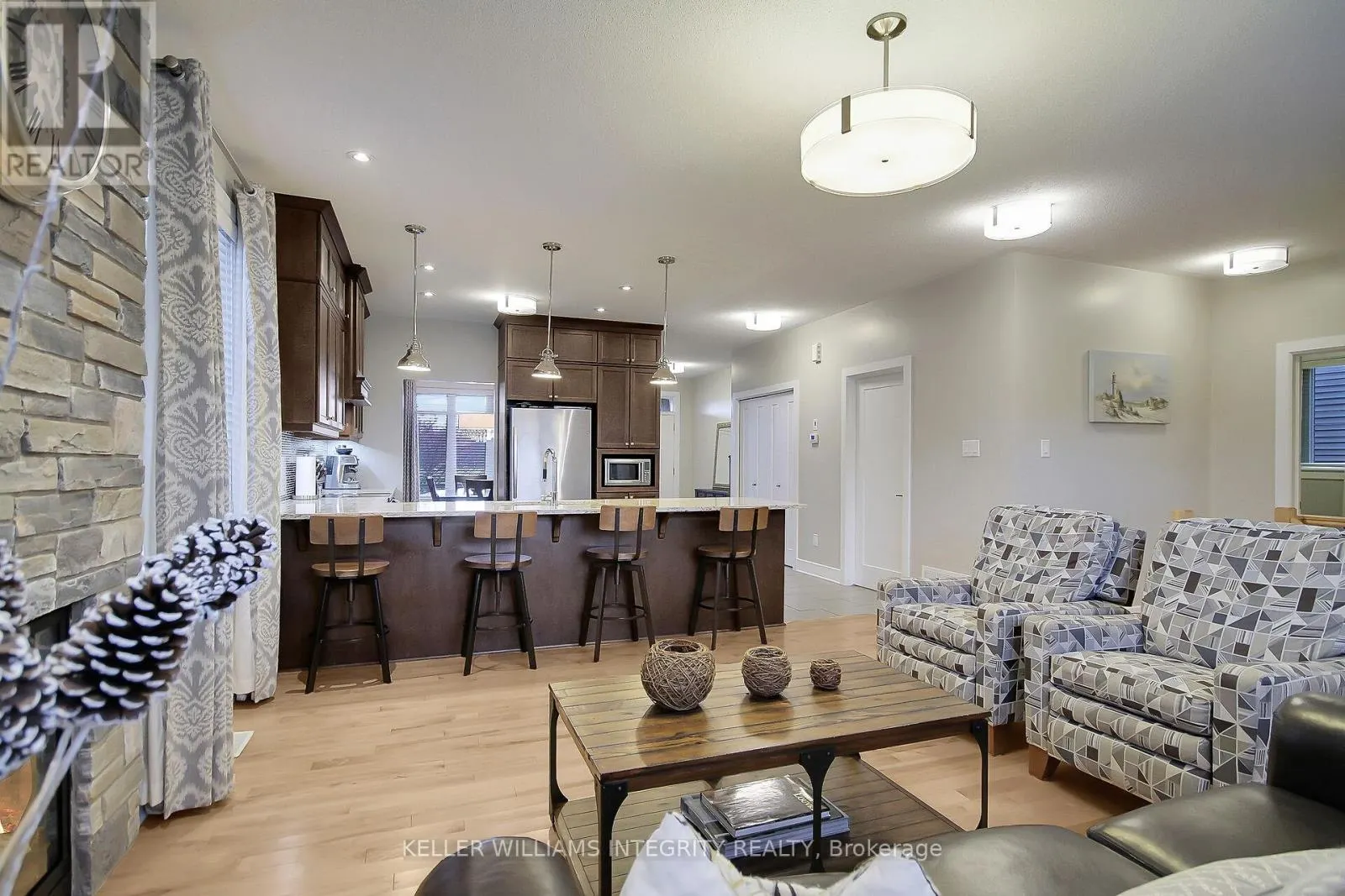 15 YORK CROSSING