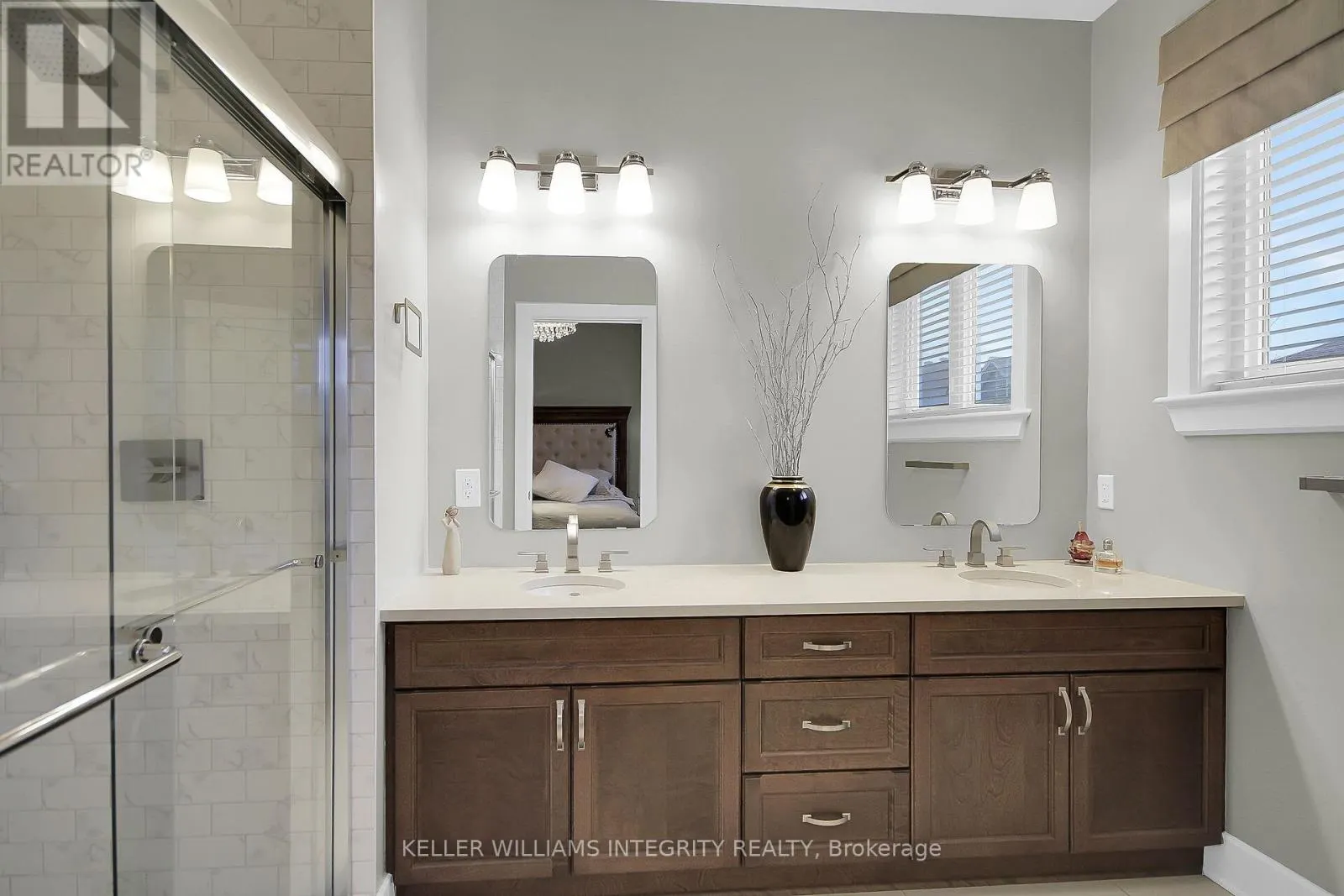 15 YORK CROSSING