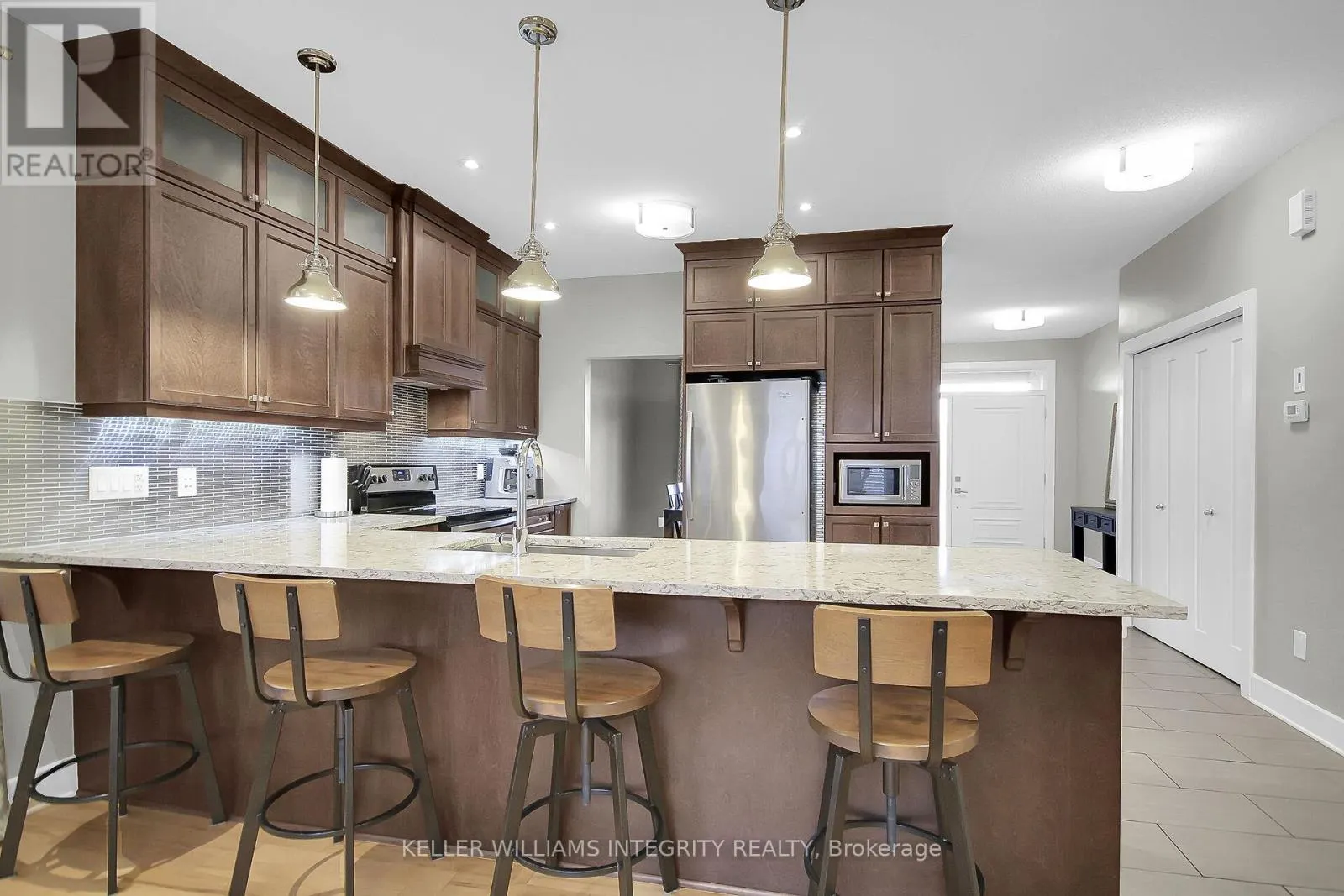 15 YORK CROSSING